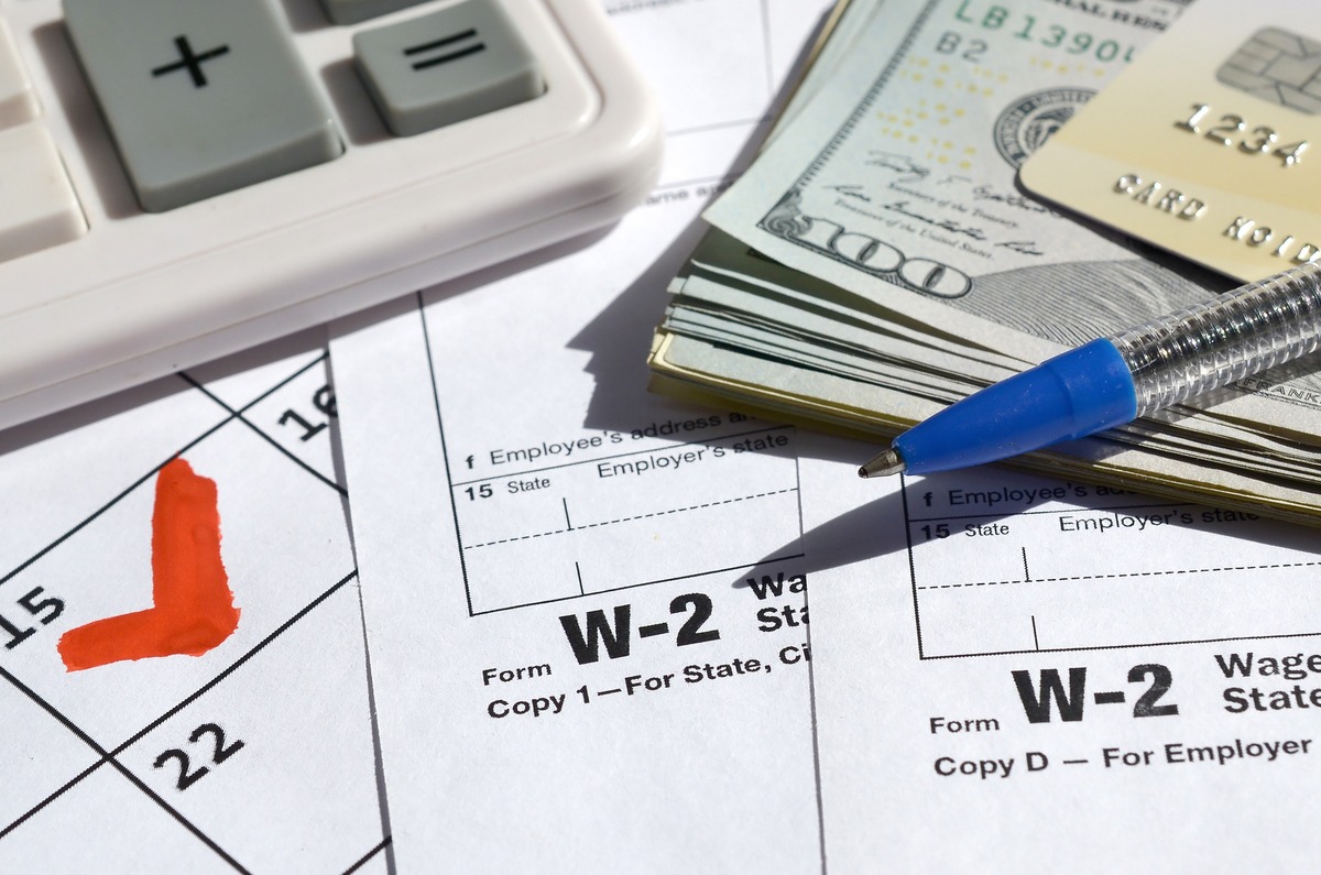 Paystub vs W-2: Key Differences