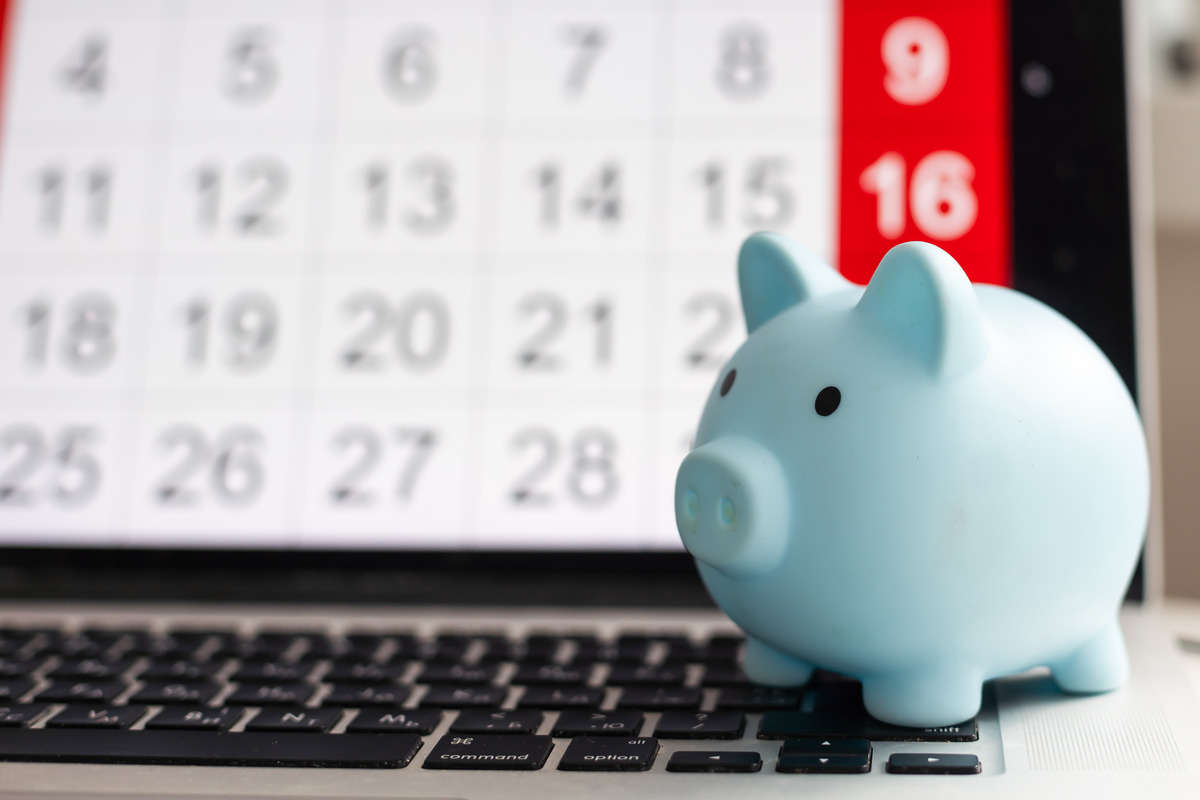 Understanding Paystub Frequencies: Weekly, Semi-Monthly & Monthly